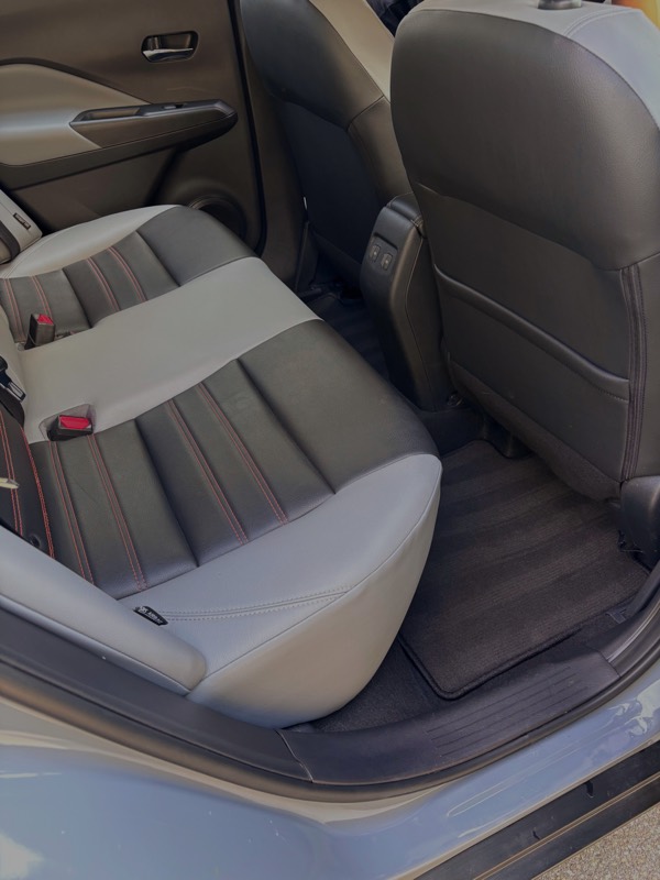 Nissan rear seats and floor mats after interior detail